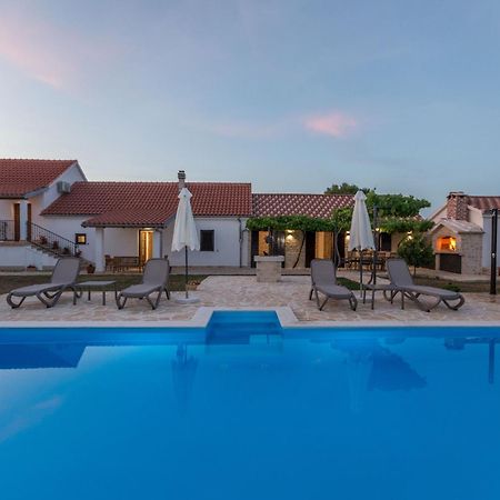 Villa Vitis Zadarvillas Oklaj Zewnętrze zdjęcie